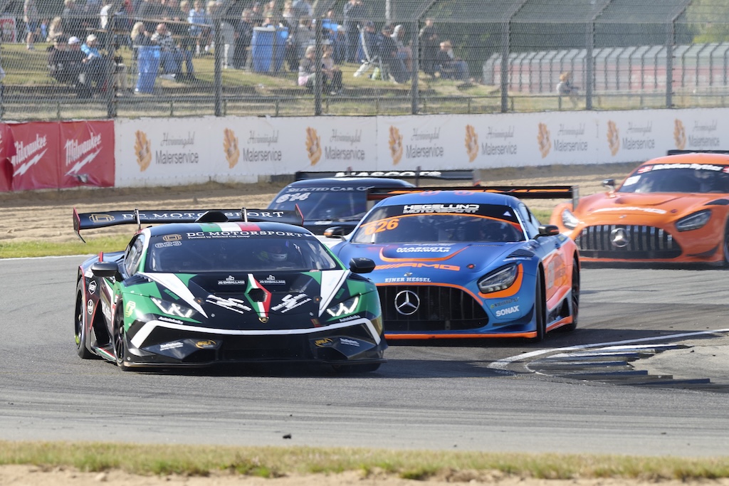 Feltets to GT3-Mercedeser var i kamp med italiensk fuldblod fra Lamborghini og Ferrari.
(Foto: Grippo)